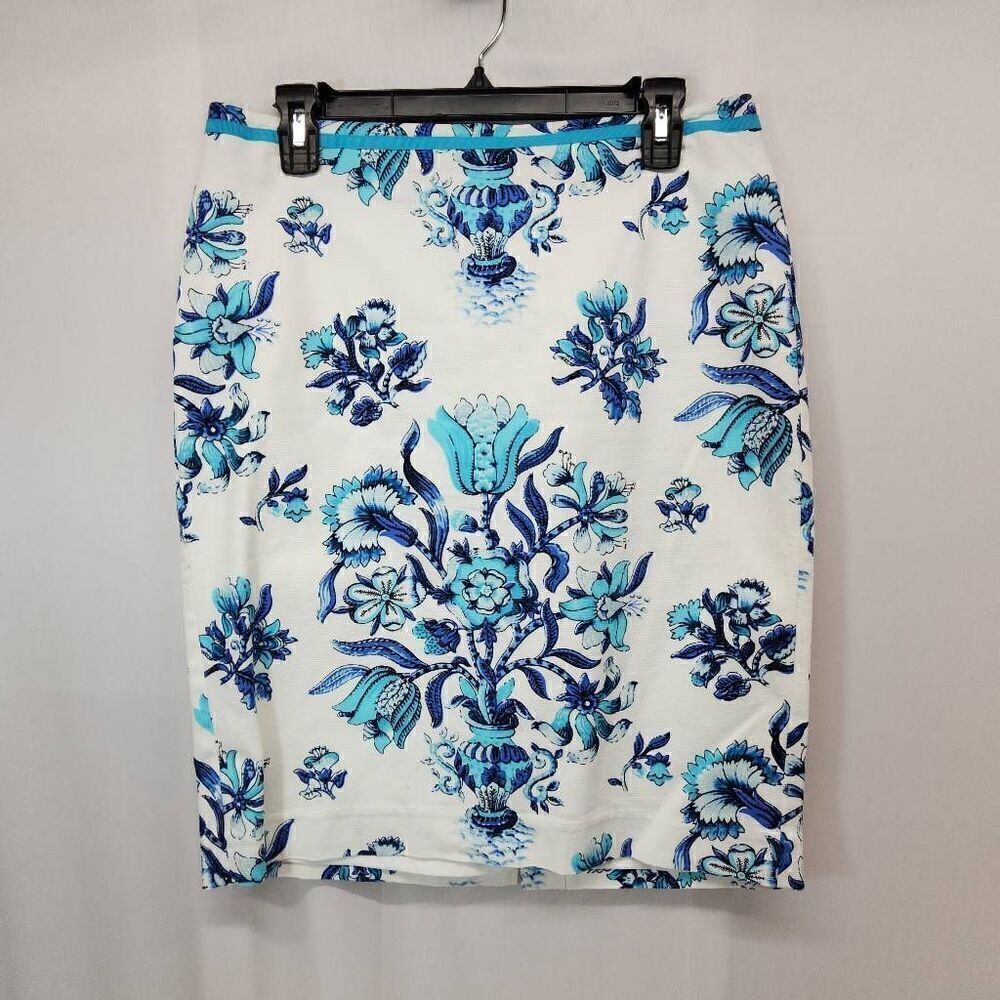 Talbots Size 6 Straight Skirt White w/Navy & Aqua Blue Jacobin Floral Career Bus